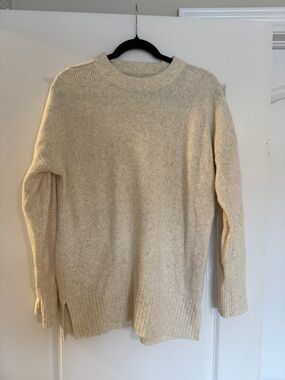 Abercrombie & Fitch Men’s Crewneck Sweater in Cream